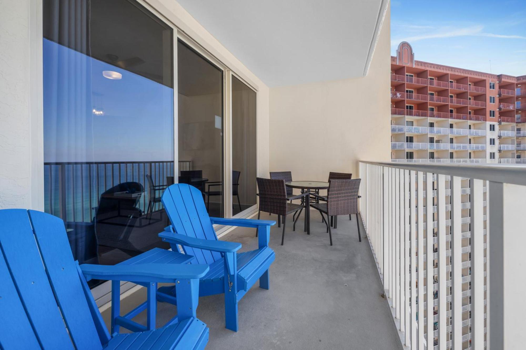 Apartment 2-bedroom Beachfront At Shores Of Panama! By Dolce Getaways Pcb!